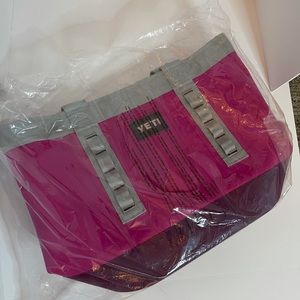 DISCONTINUED Yeti Camino Carryall 35Tote Bag- Pink